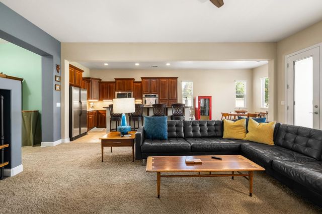 3789 Isabella St, West Sacramento, CA 95691