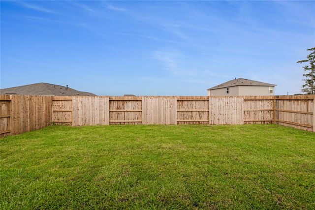 207 Farray Forest Lane, Magnolia, TX 77354