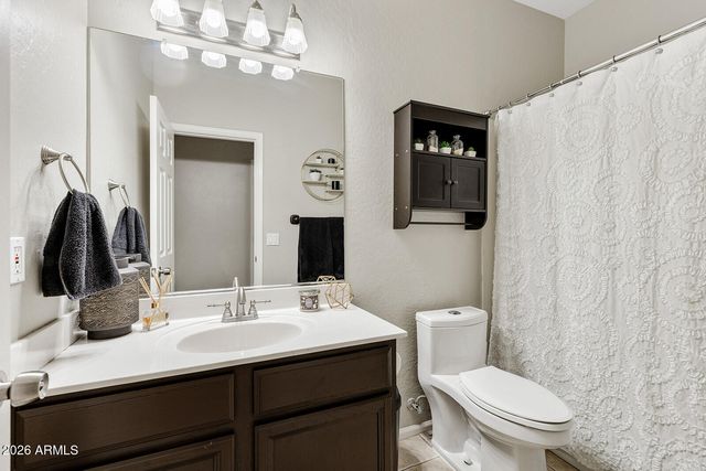 7246 E LOMITA Avenue, Mesa, AZ 85209