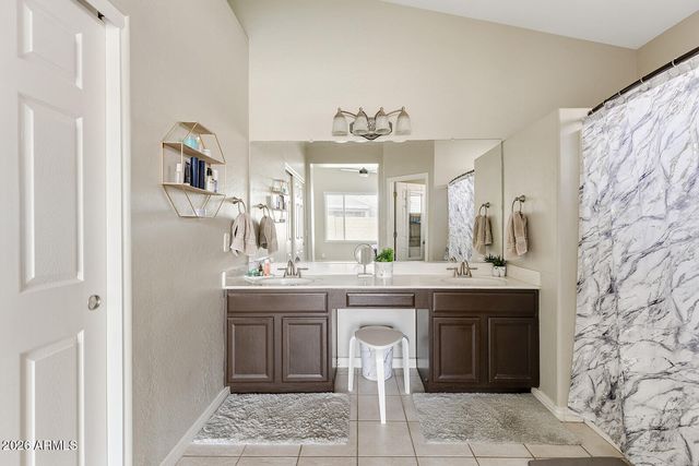 7246 E LOMITA Avenue, Mesa, AZ 85209