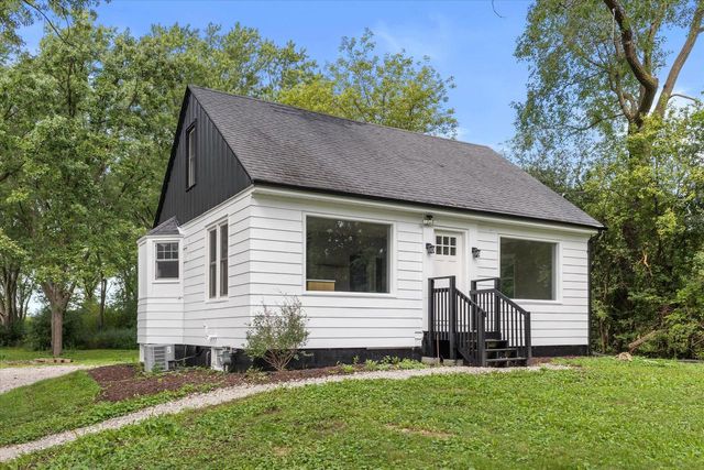 W136N9033 Highway 145, Menomonee Falls, WI 53051