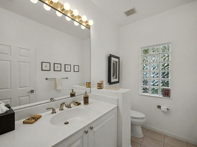 320 Sunset Bay Lane, Palm Beach Gardens, FL 33418