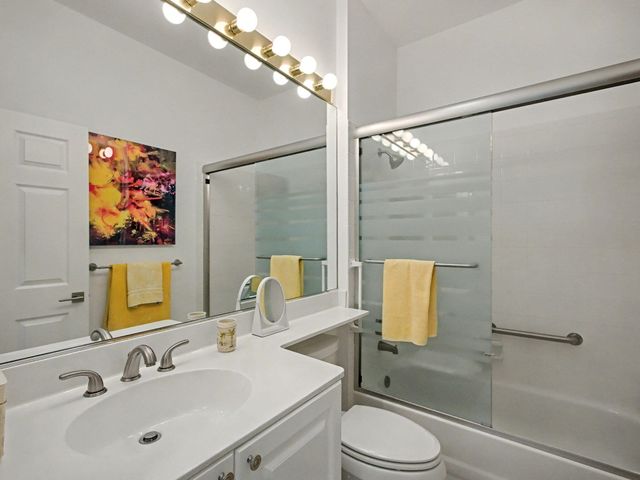 320 Sunset Bay Lane, Palm Beach Gardens, FL 33418