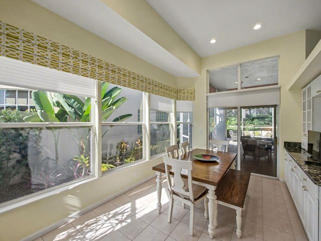 320 Sunset Bay Lane, Palm Beach Gardens, FL 33418