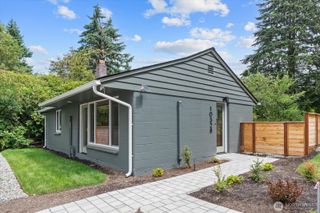 10328 Ashworth Avenue N, Seattle, WA 98133