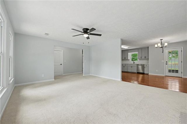 1312 Smokerise Lane, Auburn, GA 30011