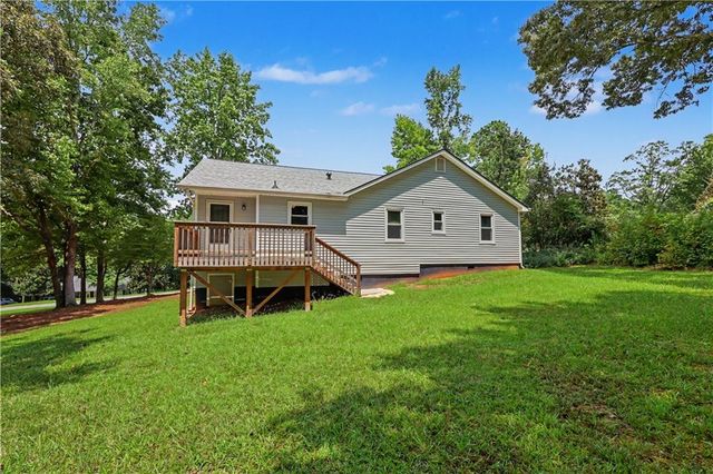 1312 Smokerise Lane, Auburn, GA 30011