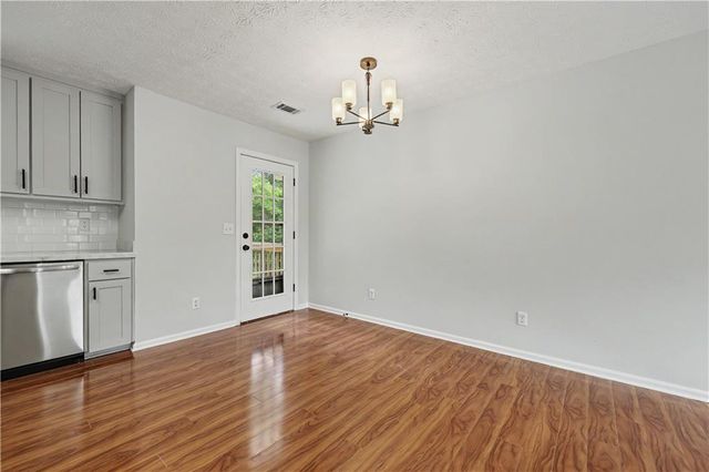 1312 Smokerise Lane, Auburn, GA 30011