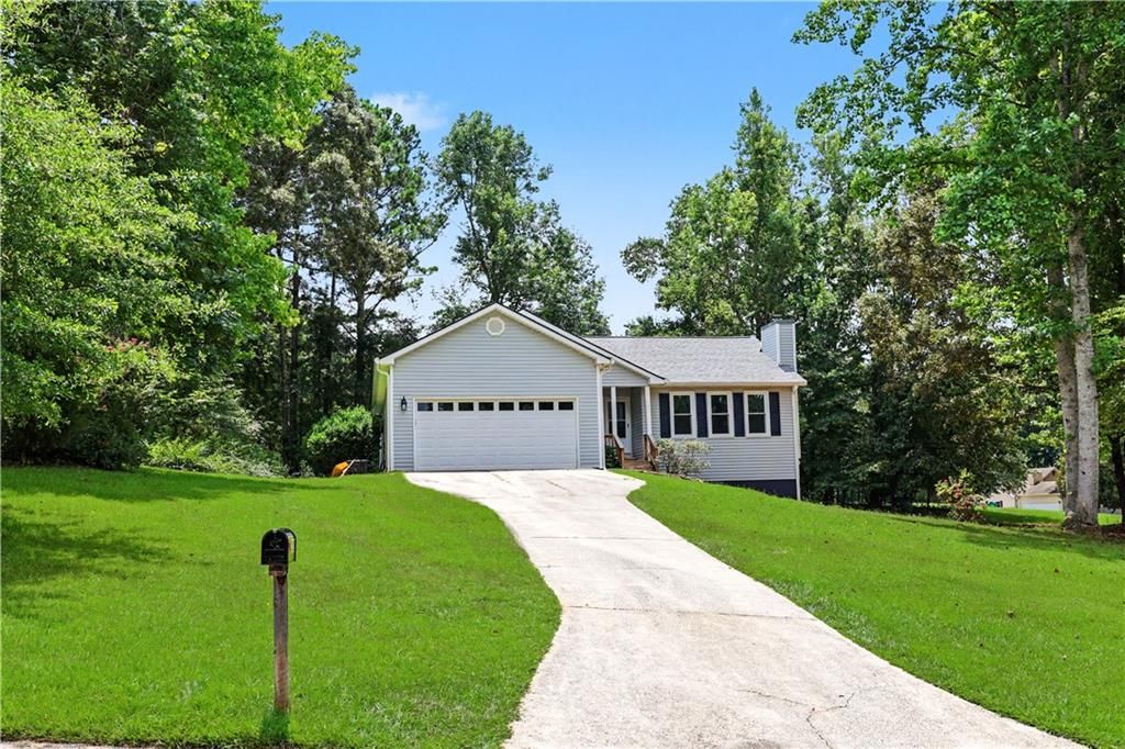 1312 Smokerise Lane, Auburn, GA 30011