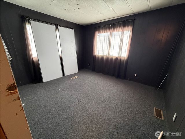 11432 Nisqually Park Loop SE, Olympia, WA 98513