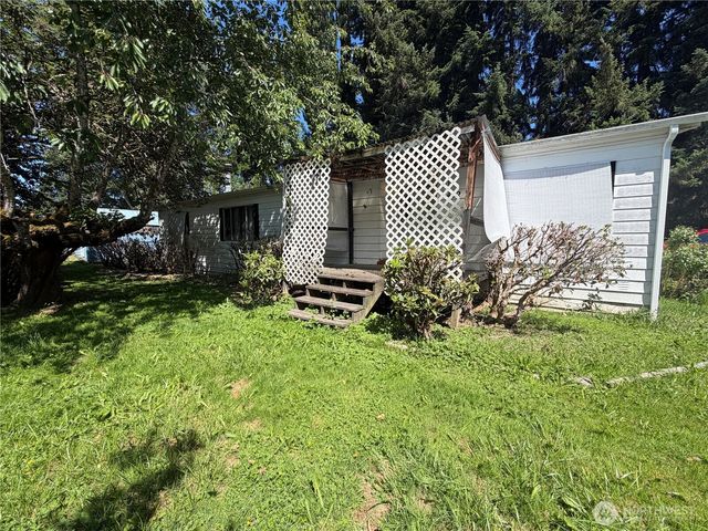 11432 Nisqually Park Loop SE, Olympia, WA 98513