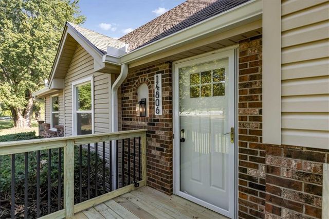 14806 E 200th Street, Peculiar, MO 64078