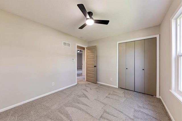 14806 E 200th Street, Peculiar, MO 64078