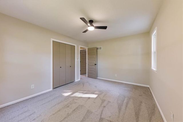 14806 E 200th Street, Peculiar, MO 64078