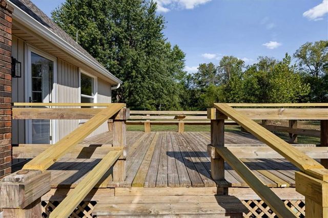 14806 E 200th Street, Peculiar, MO 64078