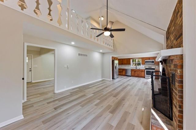 14806 E 200th Street, Peculiar, MO 64078