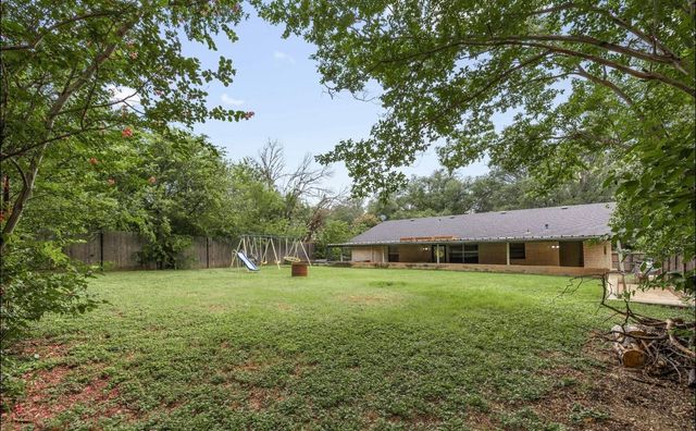 3904 Glenwood Drive, Brownwood, TX 76801