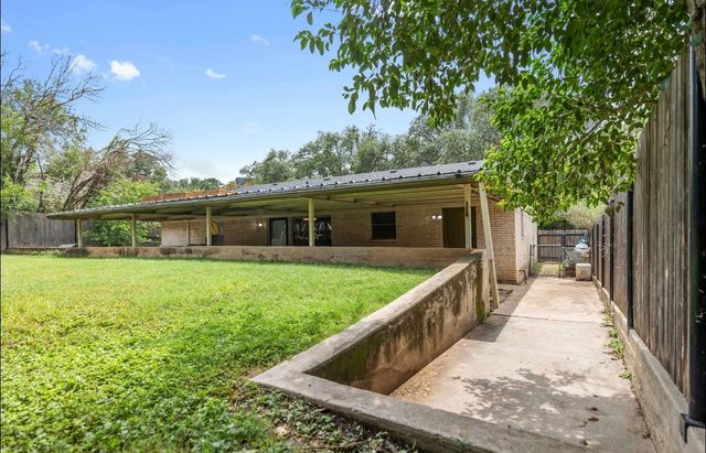 3904 Glenwood Drive, Brownwood, TX 76801