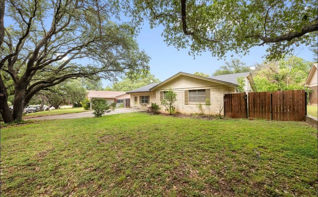 3904 Glenwood Drive, Brownwood, TX 76801