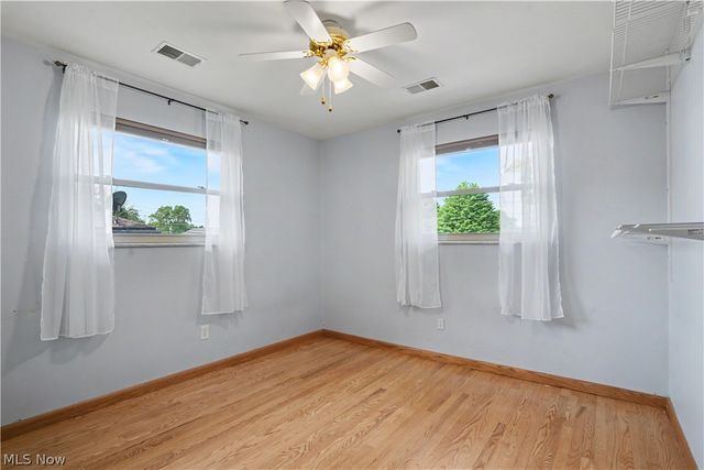 2802 16th Avenue, Vienna, WV 26105
