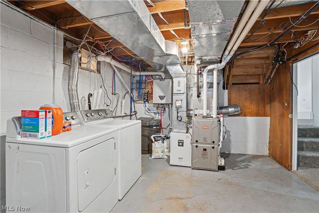 2802 16th Avenue, Vienna, WV 26105
