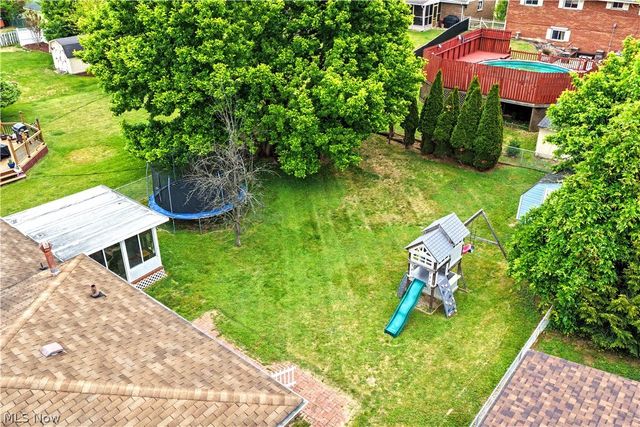 2802 16th Avenue, Vienna, WV 26105