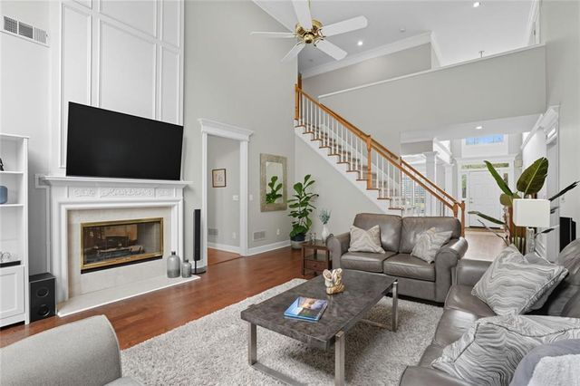 5335 Briarleigh Close, Dunwoody, GA 30338