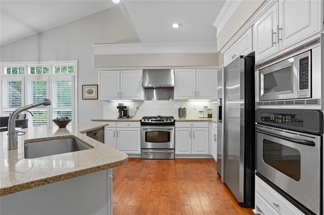 5335 Briarleigh Close, Dunwoody, GA 30338