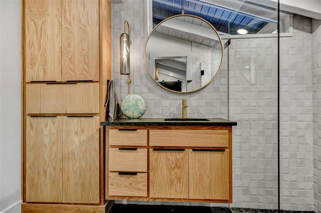 1612 W Washington Street, Sherman, TX 75092