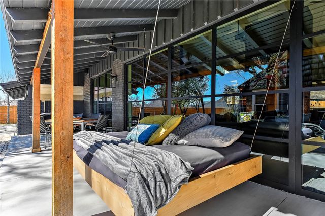 1612 W Washington Street, Sherman, TX 75092