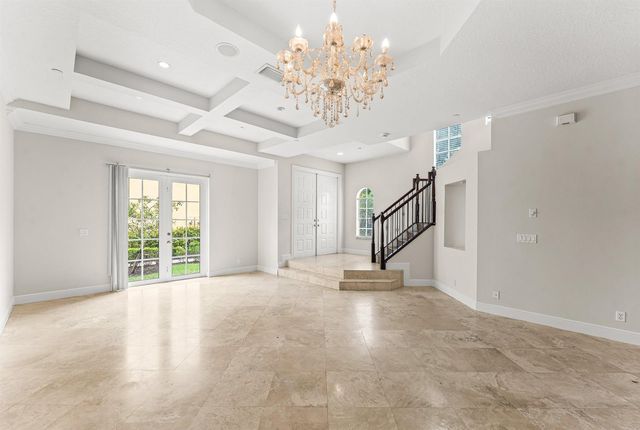 210 NE 69th Circle, Boca Raton, FL 33487