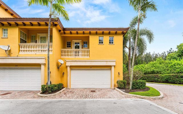 210 NE 69th Circle, Boca Raton, FL 33487