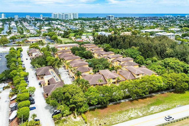 210 NE 69th Circle, Boca Raton, FL 33487