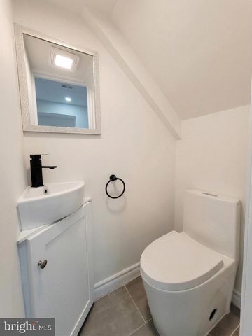 5430 N 11TH ST, Philadelphia, PA 19141