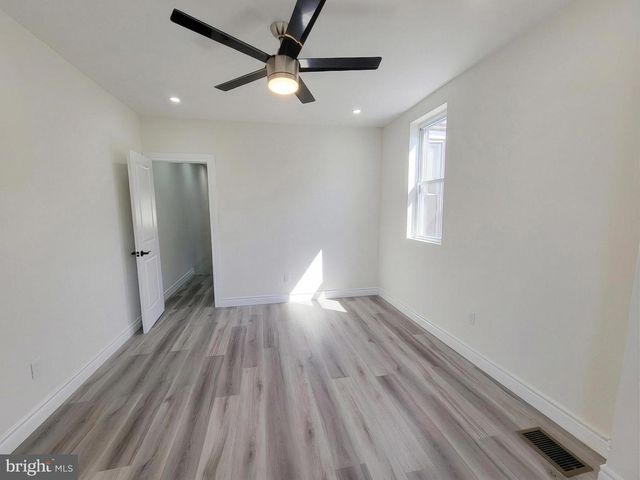 5430 N 11TH ST, Philadelphia, PA 19141