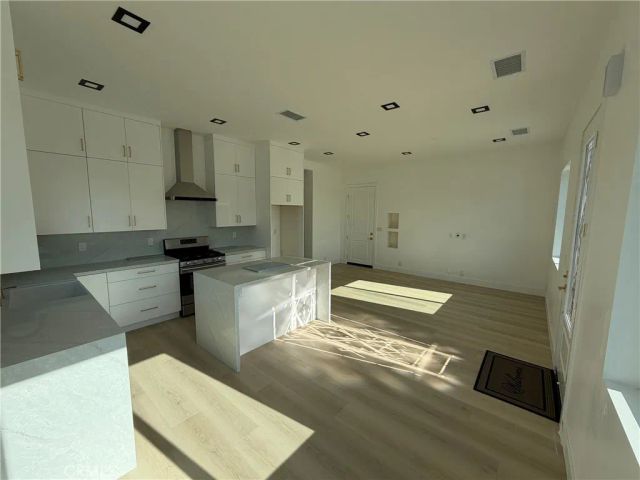 17908 Gard, Artesia, CA 90701