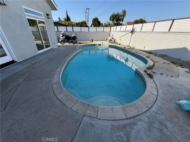17908 Gard, Artesia, CA 90701