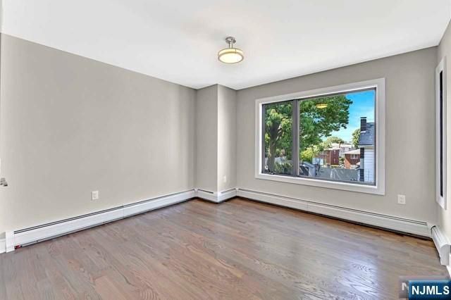 420 Glen Avenue A, Palisades Park, NJ 07650