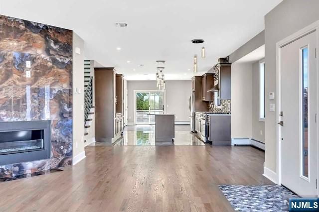 420 Glen Avenue A, Palisades Park, NJ 07650