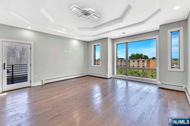 420 Glen Avenue A, Palisades Park, NJ 07650