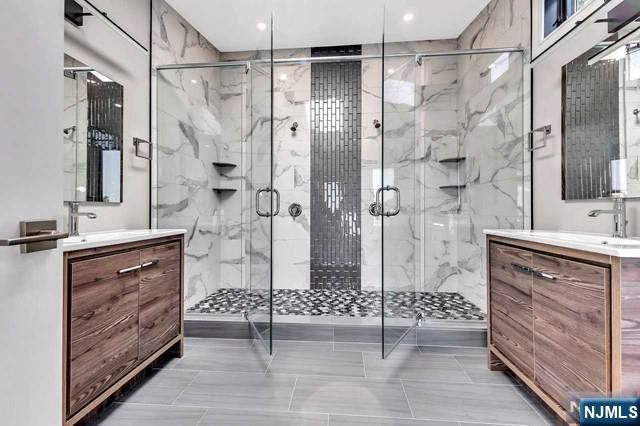 420 Glen Avenue A, Palisades Park, NJ 07650