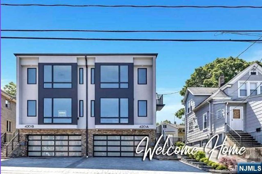 420 Glen Avenue A, Palisades Park, NJ 07650