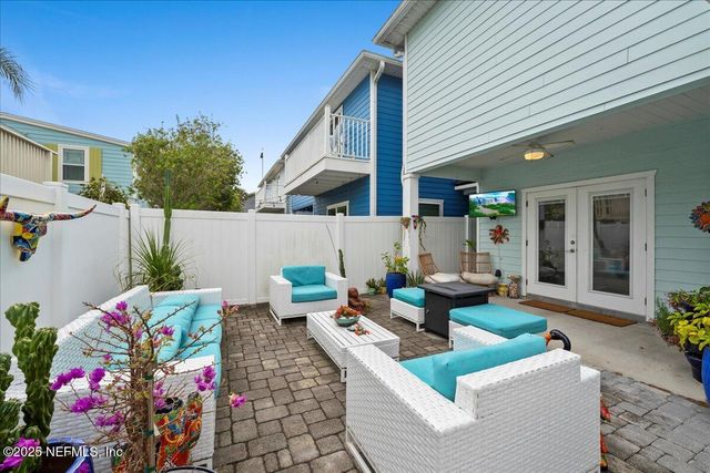 603 2ND Street S, Jacksonville Beach, FL 32250