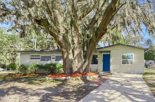 395 ARORA Boulevard, Orange Park, FL 32073