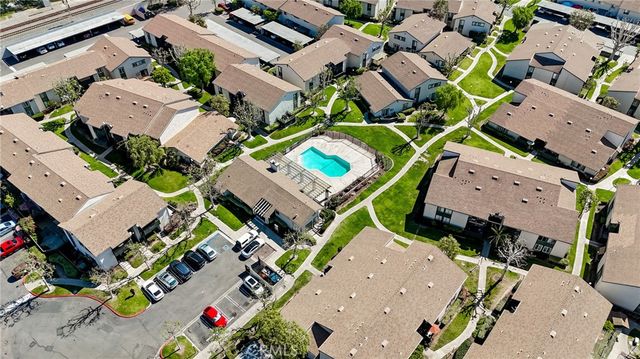 23278 Orange 8, Lake Forest, CA 92630