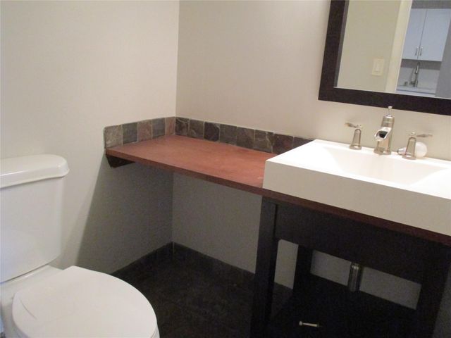 2731 Taft St 201, Hollywood, FL 33020