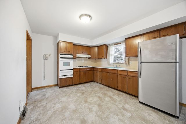 3272 Saxon Drive, Lexington, KY 40503