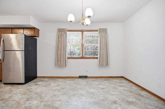 3272 Saxon Drive, Lexington, KY 40503