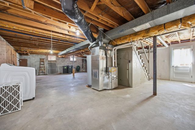 3272 Saxon Drive, Lexington, KY 40503