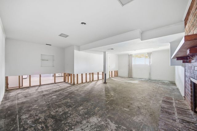 3272 Saxon Drive, Lexington, KY 40503